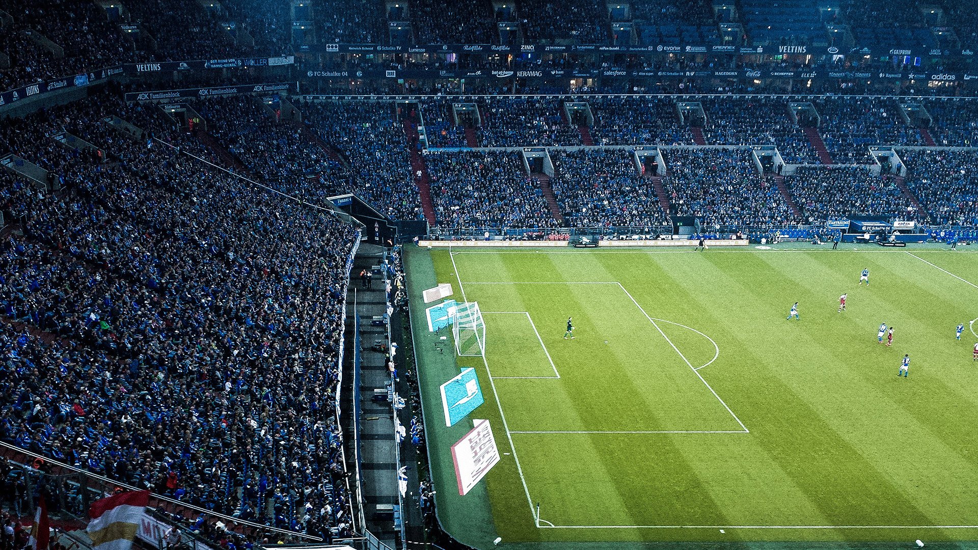 “英超领先球队连胜不断,目标直指冠军”,英超最强联赛